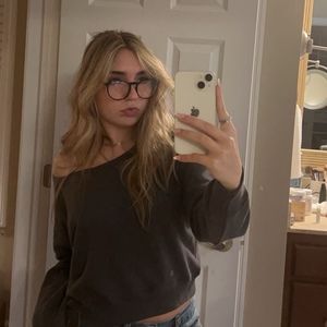 Meet your Posher, Alexandria